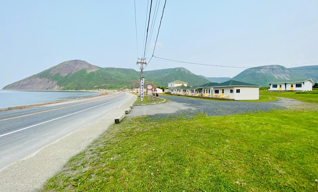 Chalets Bernatchez มงต์แซงต์ปิแยร์ ภายนอก รูปภาพ