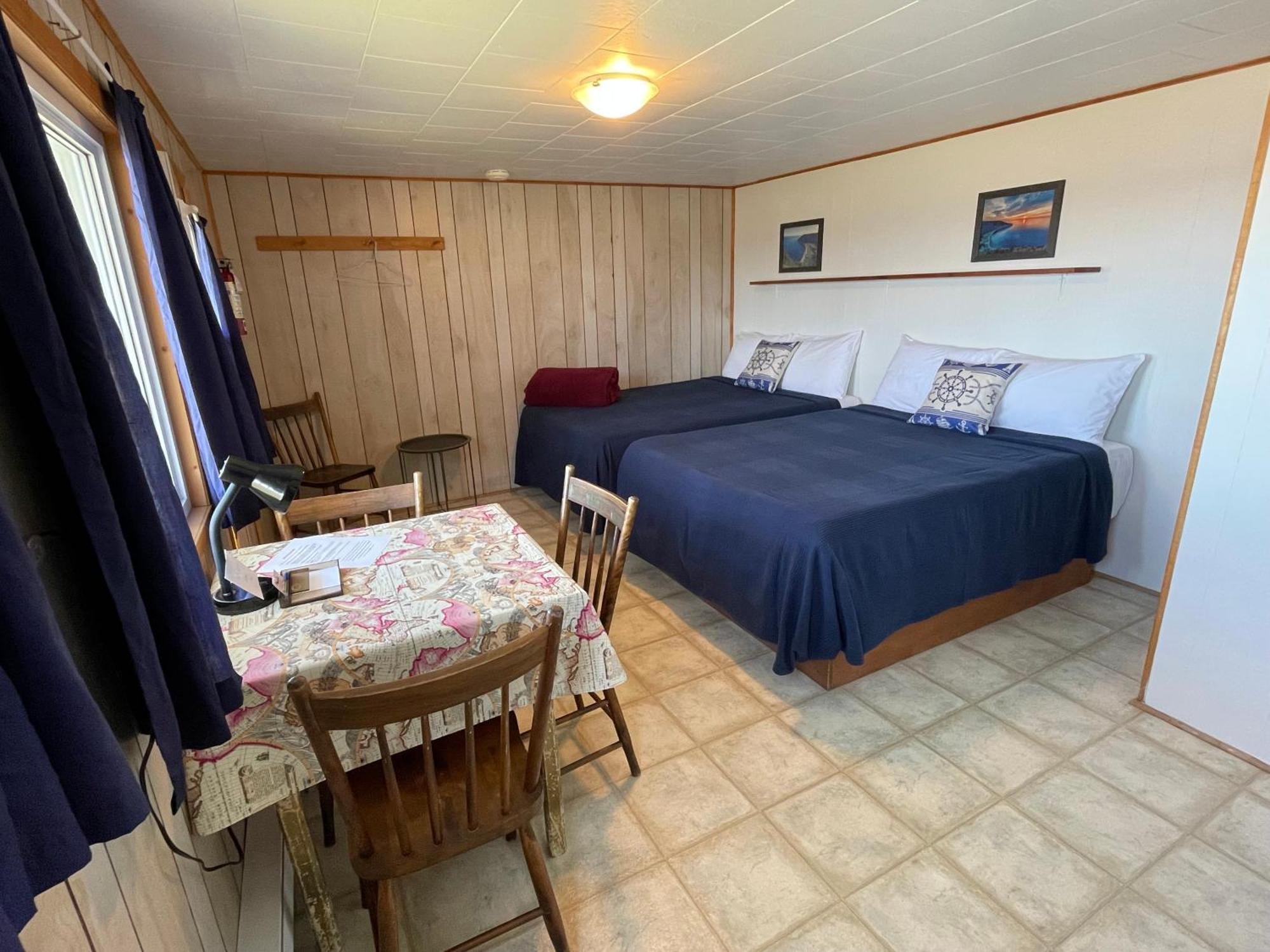 Chalets Bernatchez มงต์แซงต์ปิแยร์ ภายนอก รูปภาพ