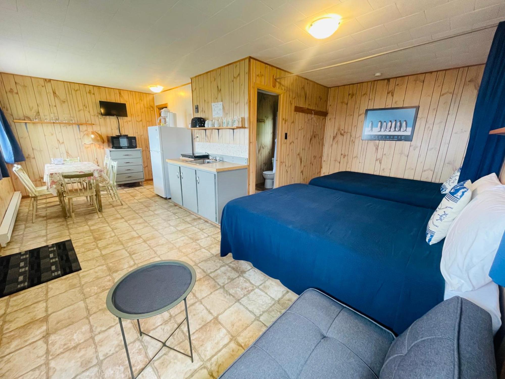 Chalets Bernatchez มงต์แซงต์ปิแยร์ ภายนอก รูปภาพ